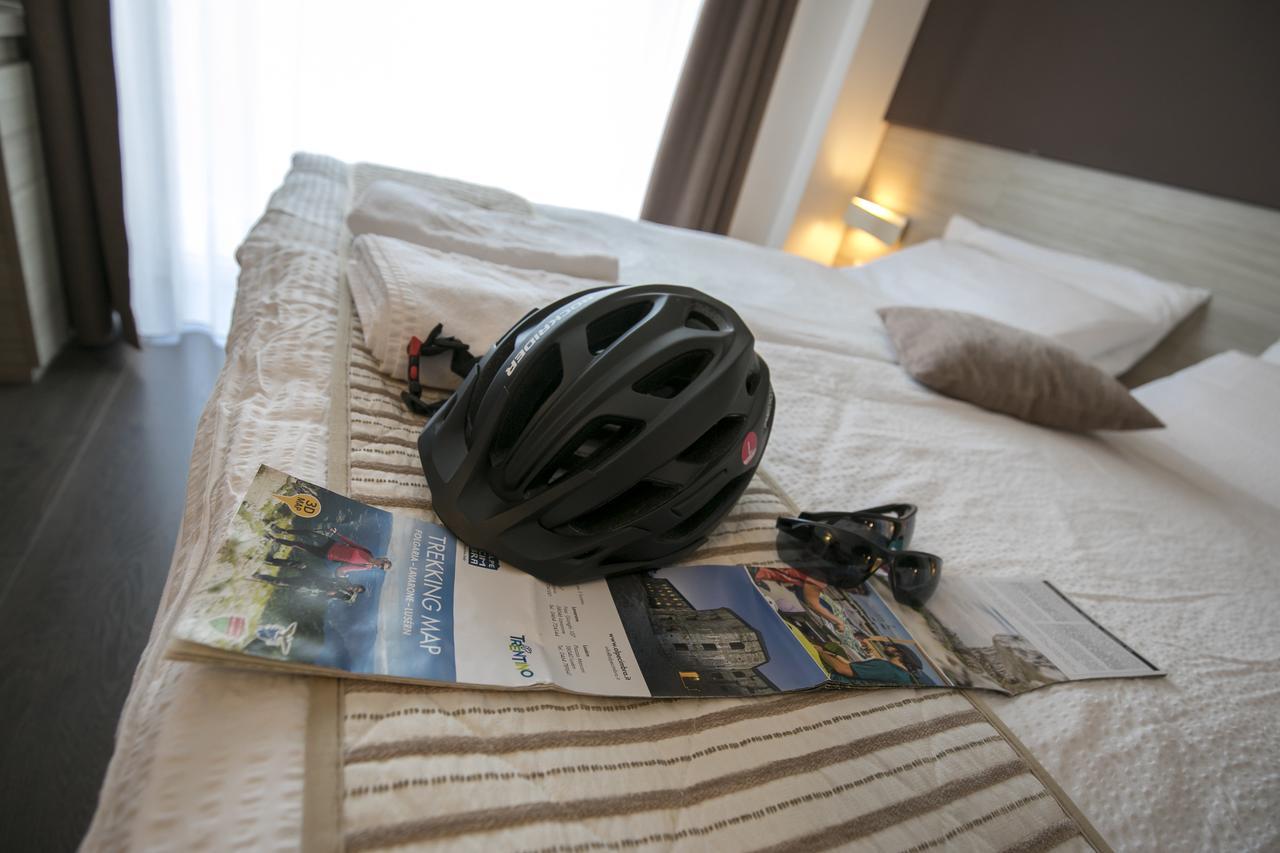 Hotel Luna Bianca Folgaria Kültér fotó
