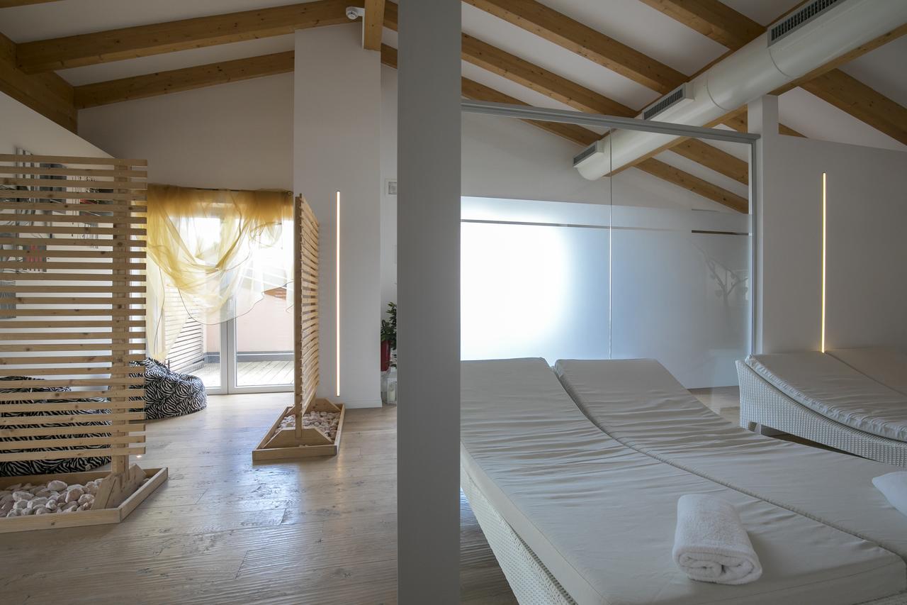 Hotel Luna Bianca Folgaria Kültér fotó