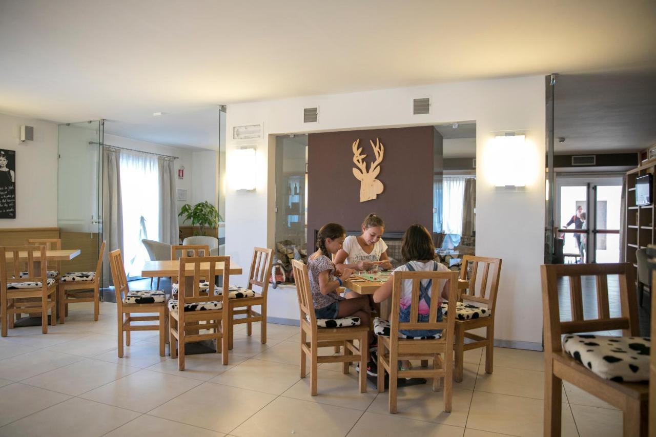 Hotel Luna Bianca Folgaria Kültér fotó