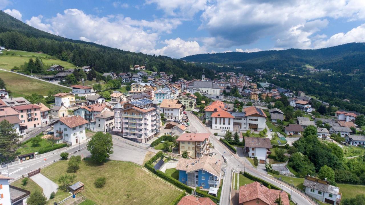 Hotel Luna Bianca Folgaria Kültér fotó