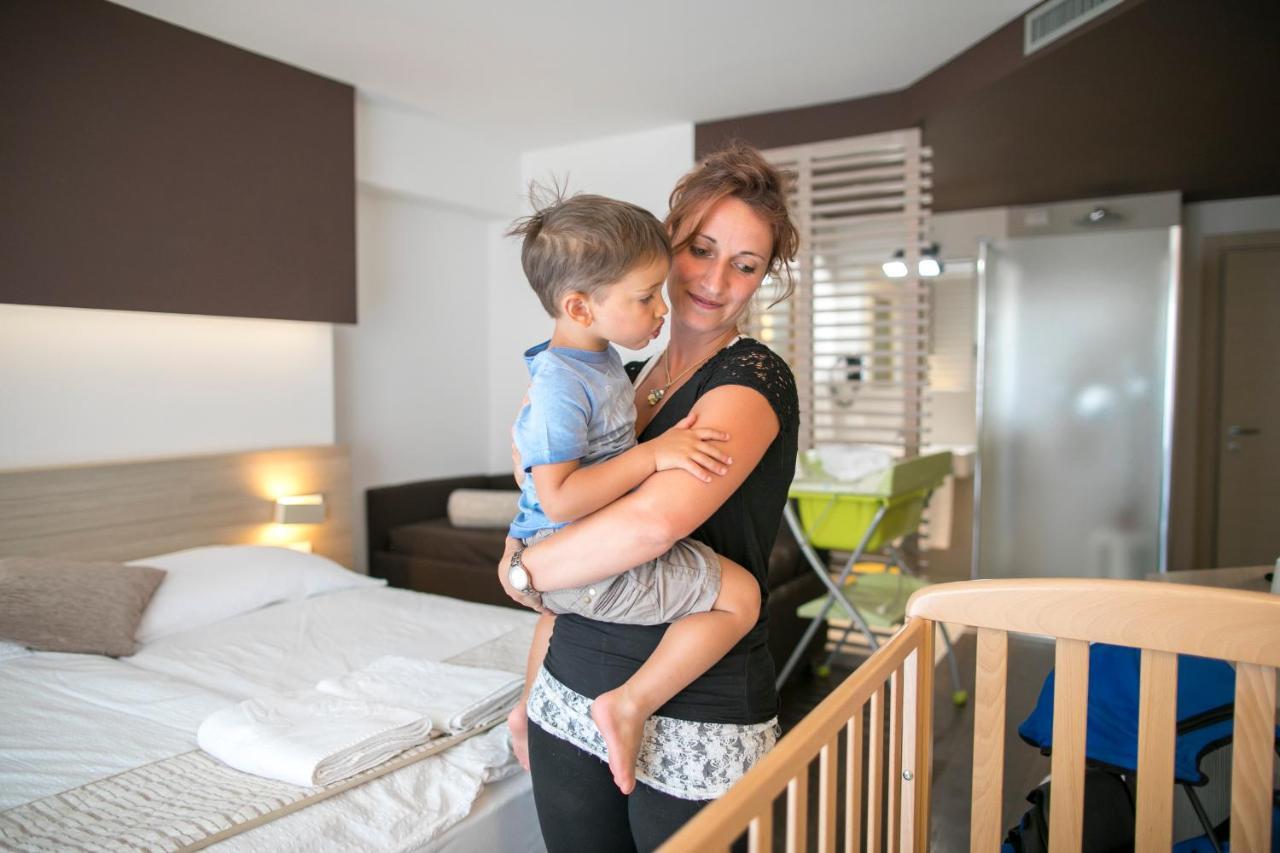 Hotel Luna Bianca Folgaria Kültér fotó